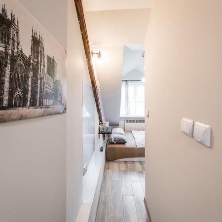 Bingi Apartment Красков Екстериор снимка