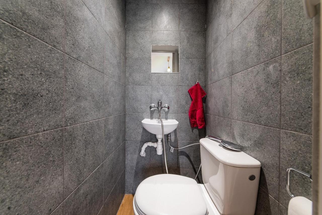 Bingi Apartment Красков Екстериор снимка